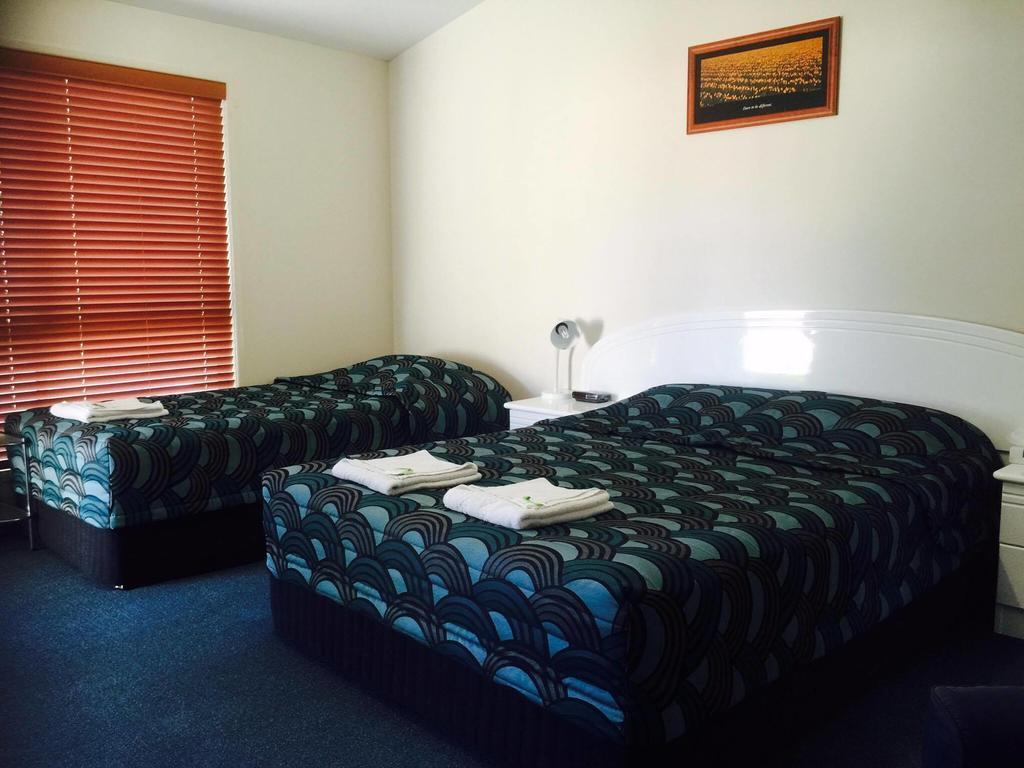 Springsure Overlander Motel Zewnętrze zdjęcie